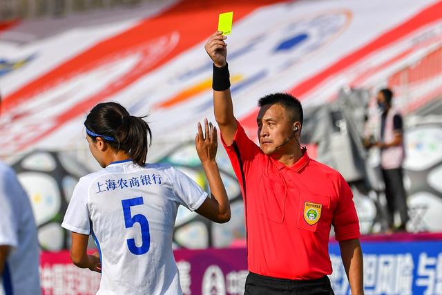 中国男篮生死战变阵：胡明轩代替李凯尔进首发